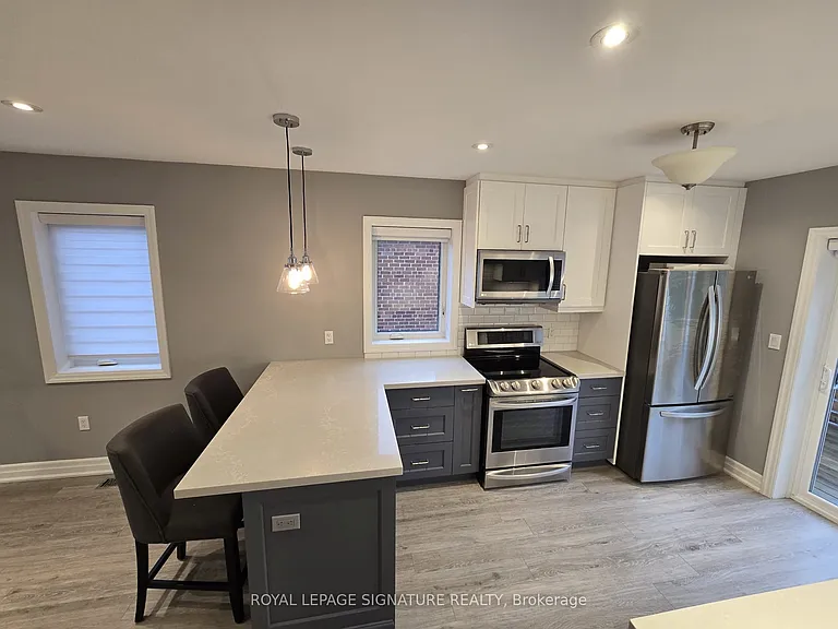141 Phillip Ave #UPPER — Photo 6