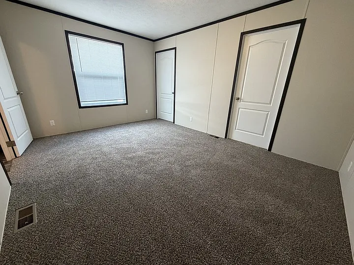 38000 Le Chateau Blvd #682 — Photo 14