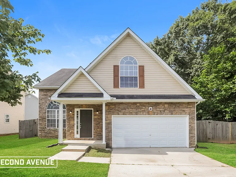 1387 Cater Ln — Photo 1