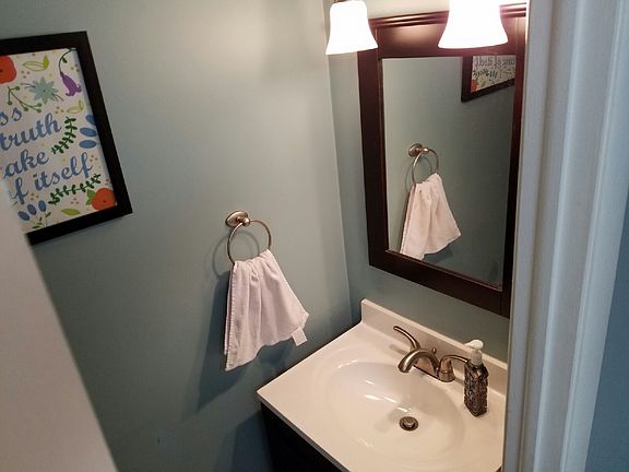 1/2 Bath Downstairs