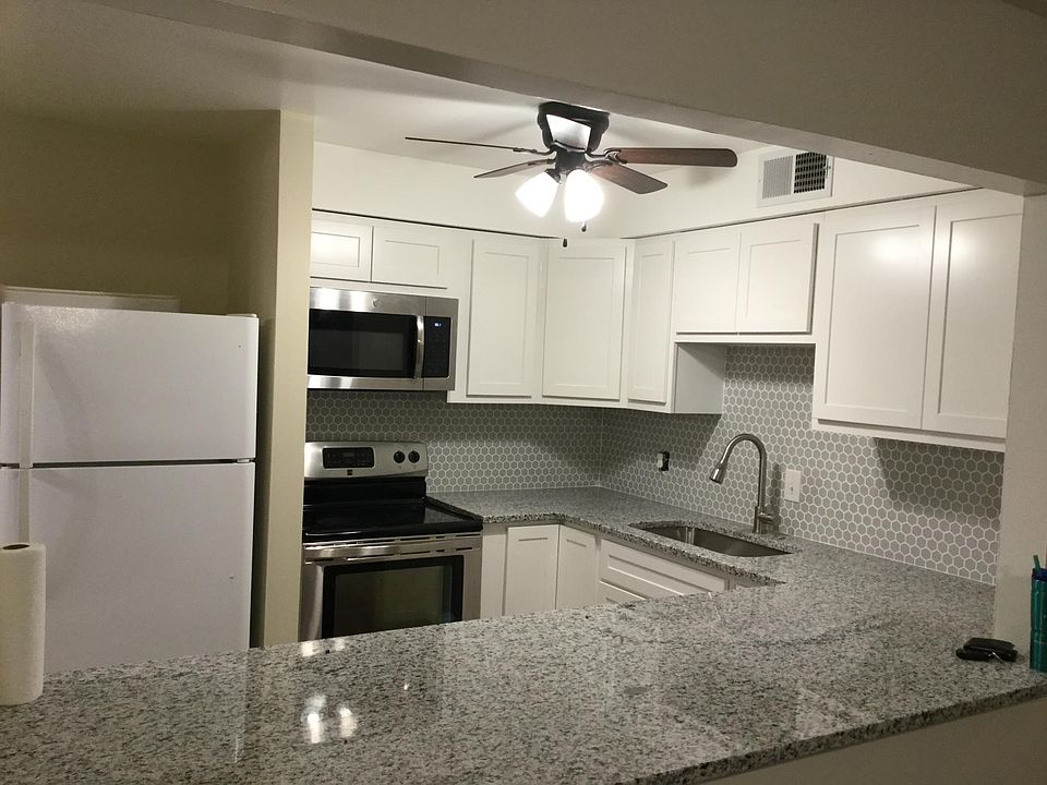 1st image of 1194 Calley Dr APT D