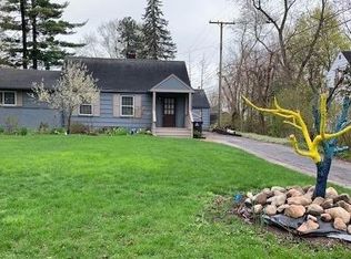 3036 Oakwood St, Ann Arbor, MI 48104