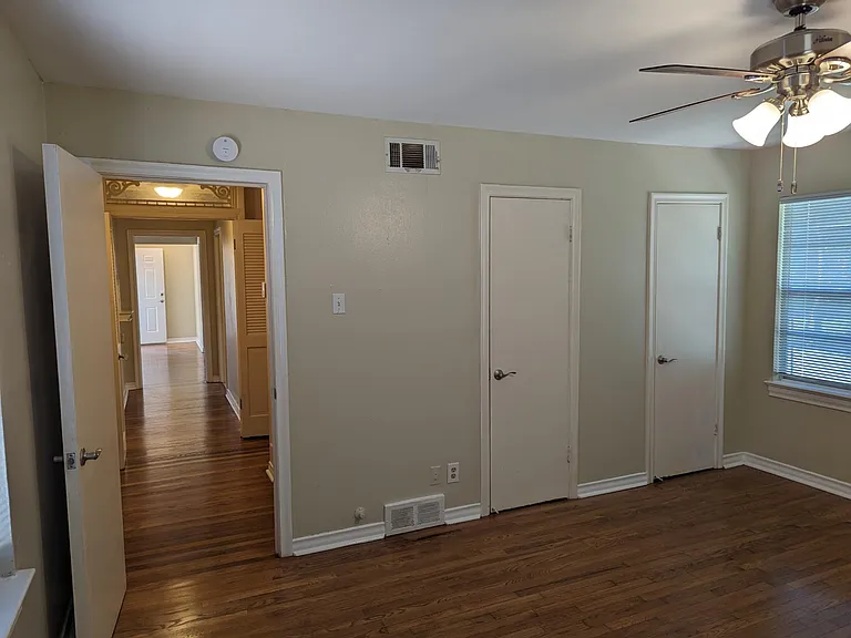 1823 Mariposa Dr — Photo 9