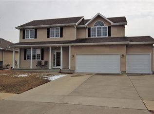 911 NW 32nd St, Ankeny, IA 50023
