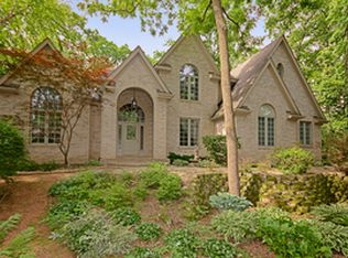 2708 Whiting Ct, McHenry, IL 60050