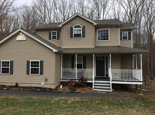 5019 Yukon Dr, East Stroudsburg, PA 18302