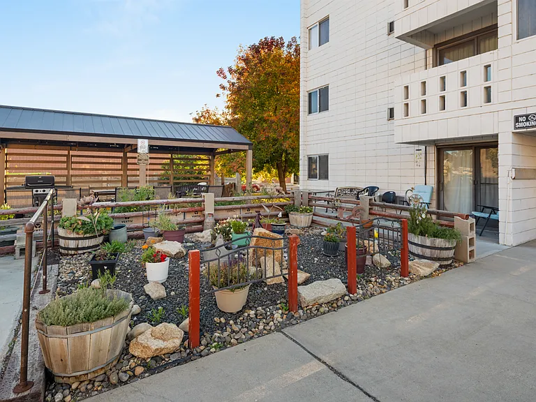 1108 7th St S #310 — Photo 30