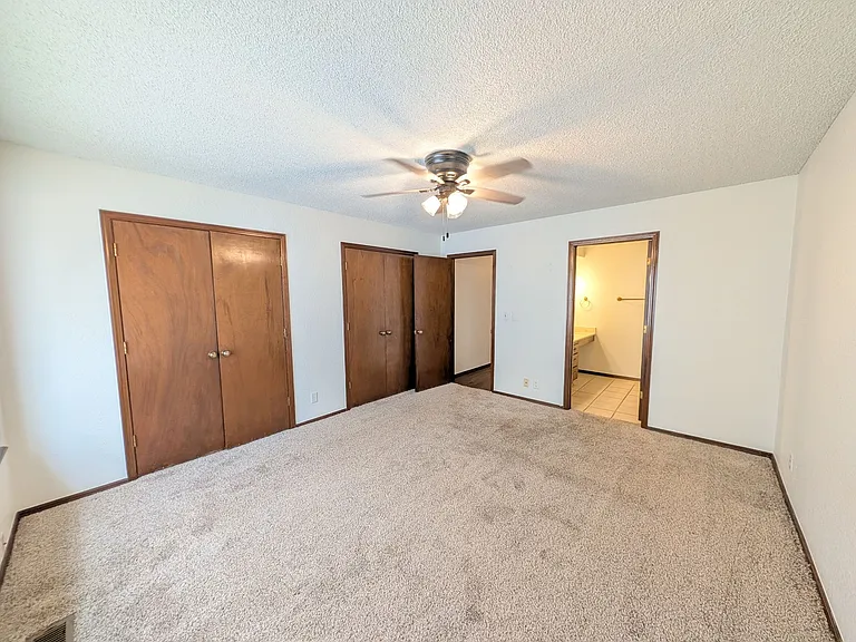 7323 S Canton Ave — Photo 9