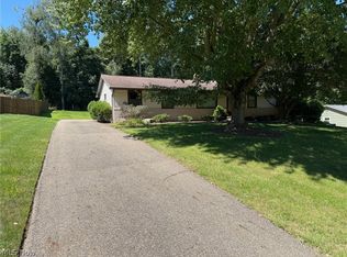 6322 Chiltern Rd NW, Canal Fulton, OH 44614