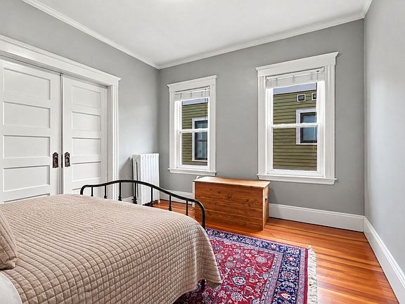 4th image of 17 Victoria St #3