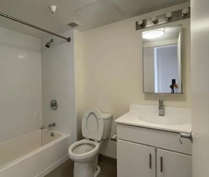 79 Essex St #22 — Photo 3