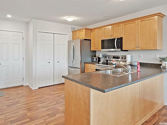 5th image of 515 Centennial Blvd #22