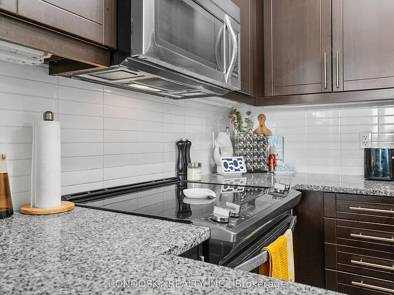 3170 Erin Mills Pkwy #311 — Photo 9