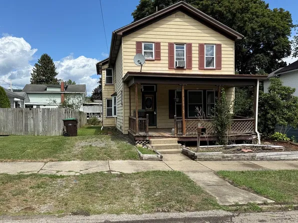 1342 Chestnut St, Franklin, PA 16323