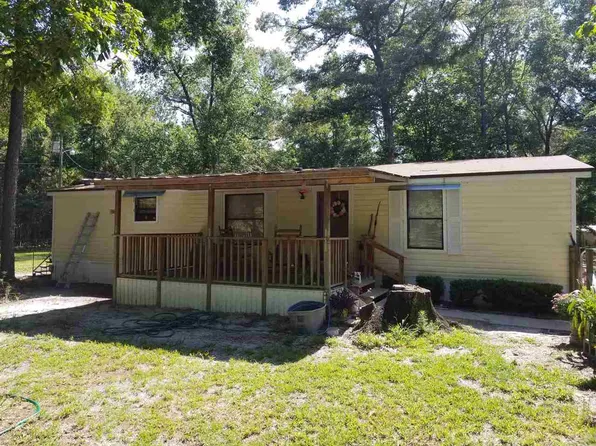 131 Summerwind Cir E, Crawfordville, FL 32327