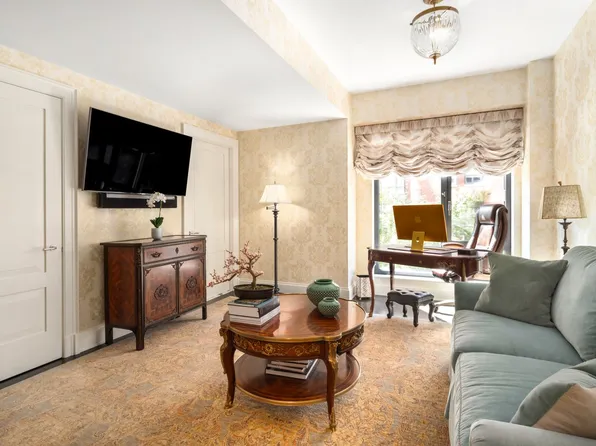 150 West 12th Street image 31 of 37