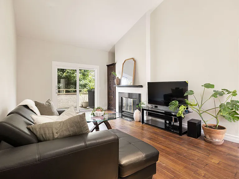 645 Chestnut Ave #305 — Photo 10