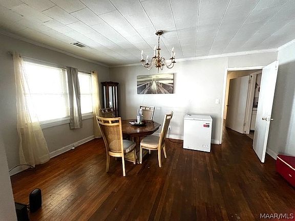 4th image of 2035-2037 West St