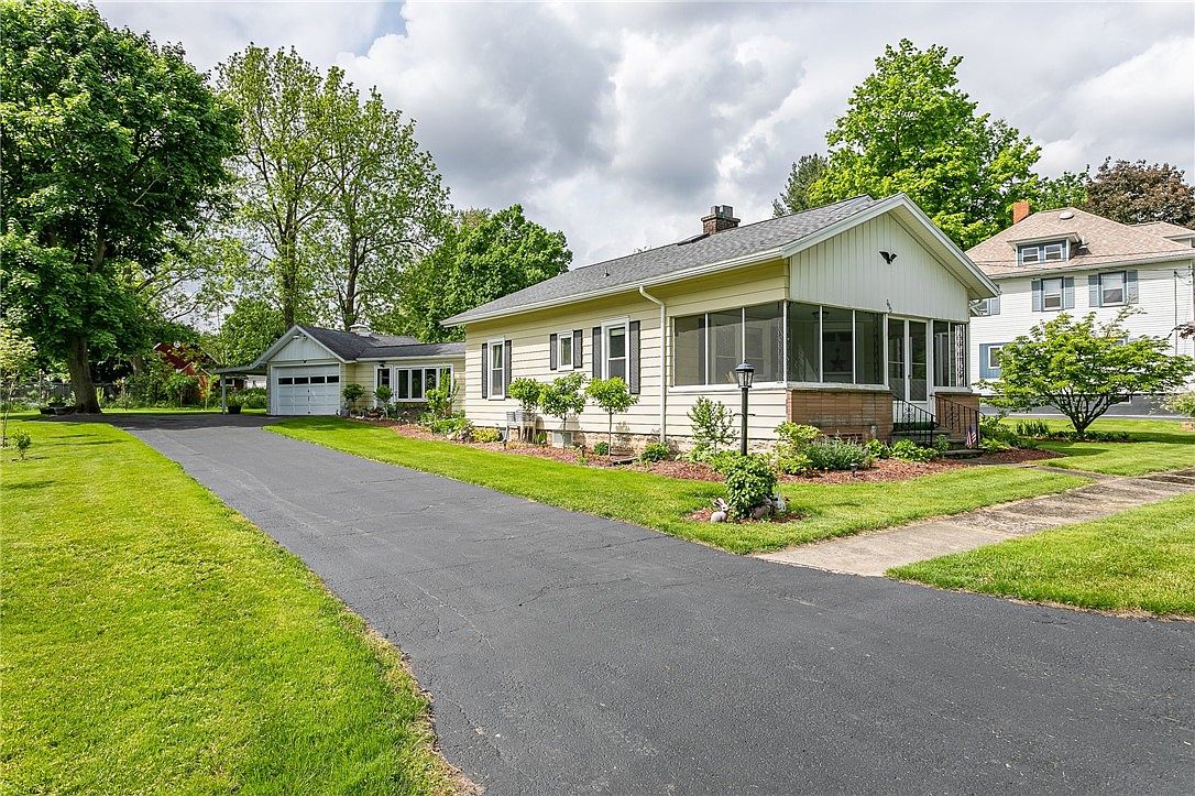 7430 College St, Lima, NY 14485 Zillow