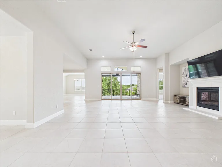 111 Tabago Ct — Photo 10