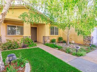 45541 Robinson Dr, Lancaster, CA 93535