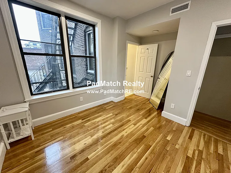 17 Highgate St #1 — Photo 6