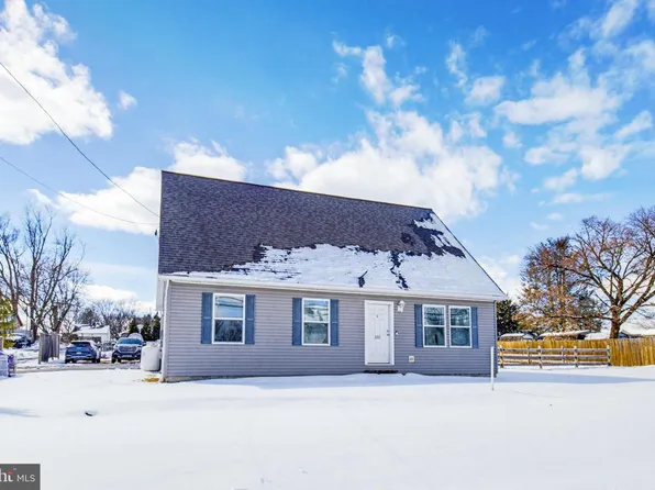 222 Cochran St, Cochranville, PA 19330
