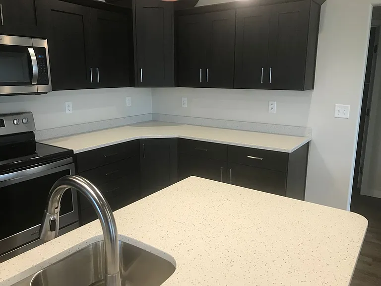 920 Albert Dr W — Photo 16