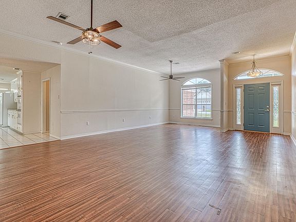 5th image of 4678 Palmetto Ct