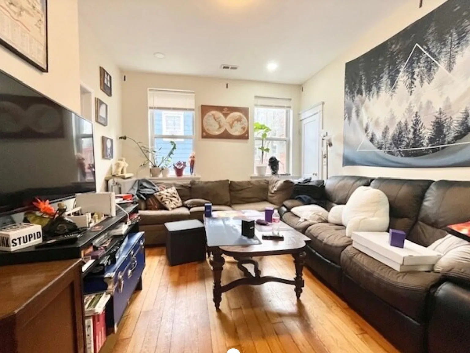 4 bed, 9999 sqft, $5,800 — Photo 3