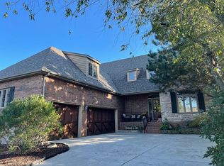 3026 W Cantebury St, Springfield, MO 65810