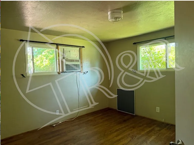 3015 Mill St — Photo 4
