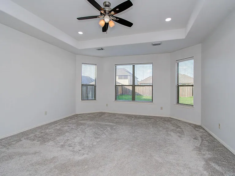 22314 Mosshall Ct — Photo 31