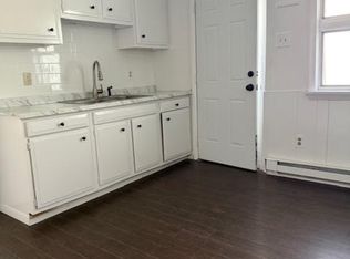 113 Chestnut St #1, Pittston, PA 18641