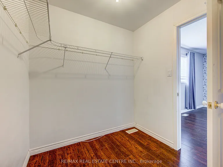 5 Tulip Dr — Photo 27