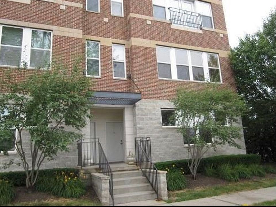 1st image of 62 Clinton St