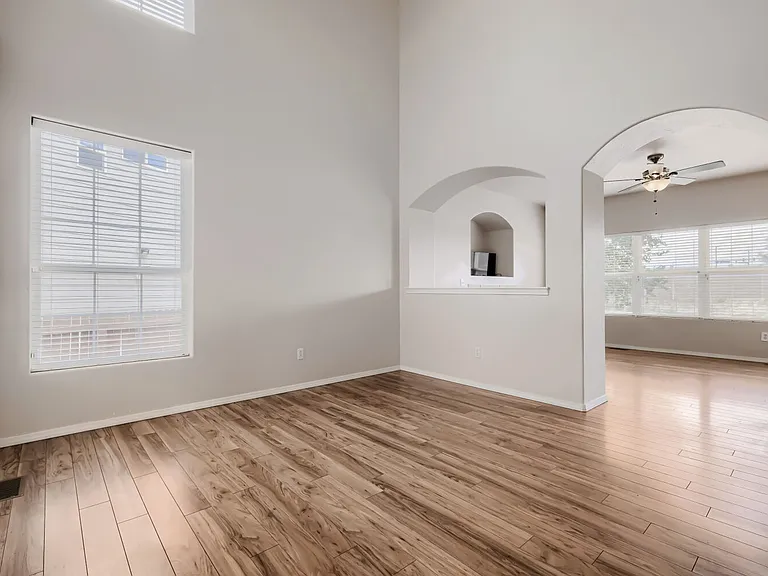 8870 Christy Ct — Photo 4