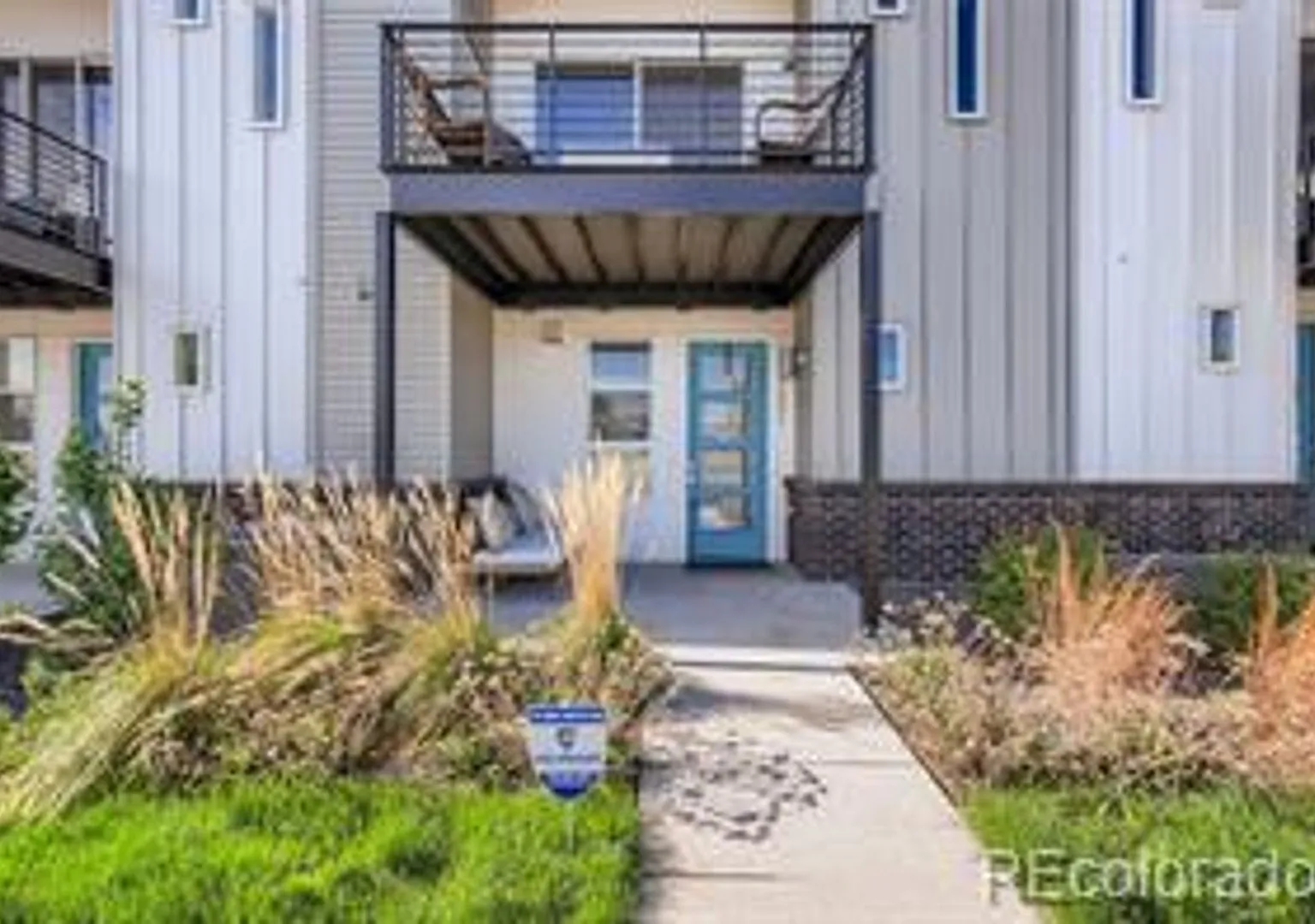 Recently Built Townhome in Hot Midtown! — Photo 3