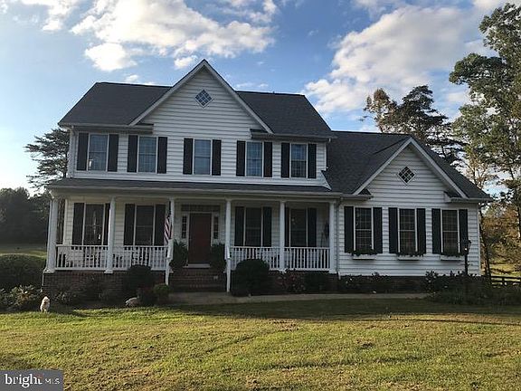 5th image of 140 Woods Ridge Ln