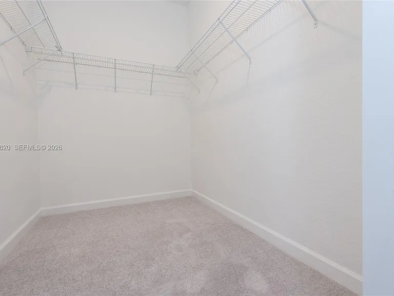 2631 SE 8th Ct #2631 — Photo 17