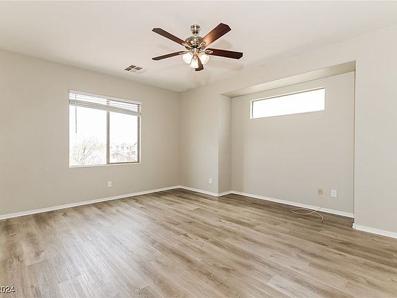 5th image of 3524 Chelsea Grove St