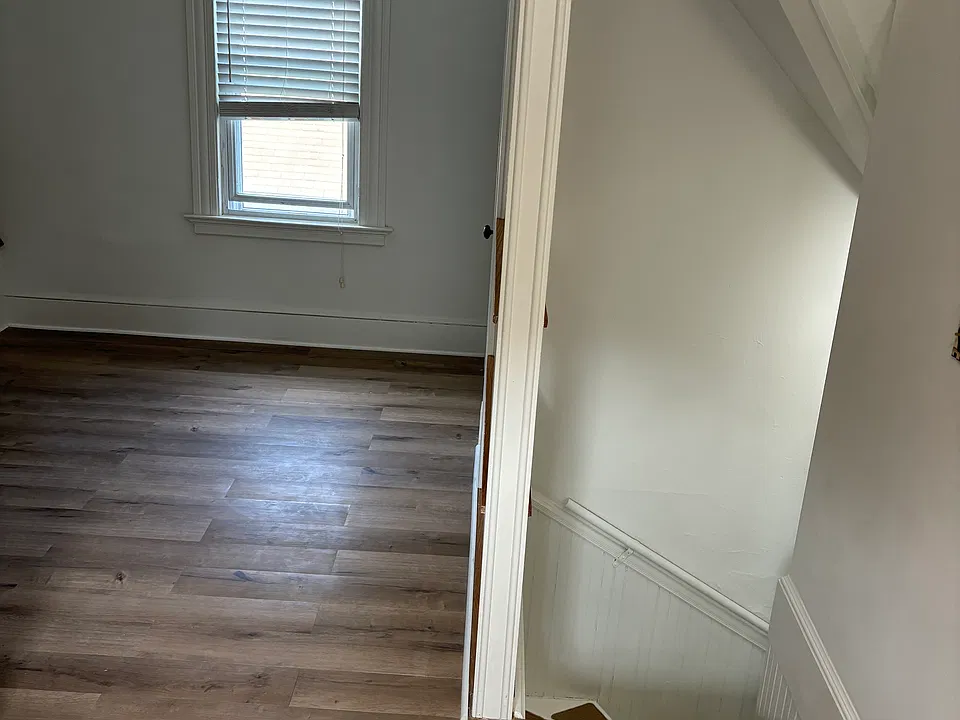242 Court St #3