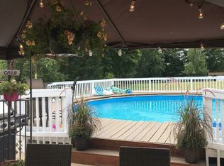 1987 Read St, Somerset, MA 02726