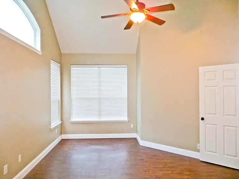 7129 Bryce Canyon Dr — Photo 13