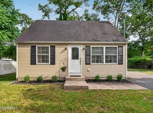 516 Middle Lane, Howell, NJ 07731