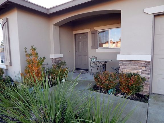 4th image of 549 Castle Oaks Dr
