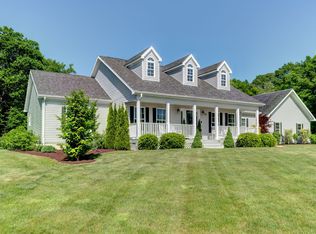 141 Oak Farm Dr, Colchester, CT 06415