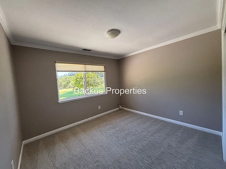 17240 Tamara Ln — Photo 13