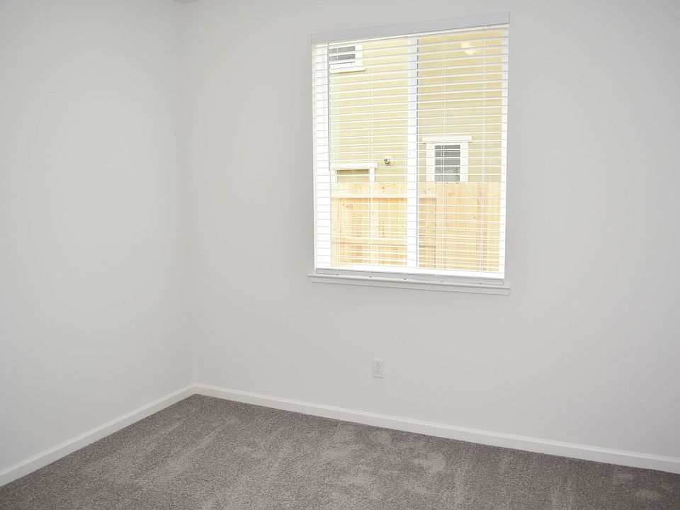 1st image of 4144 Hydra Cir