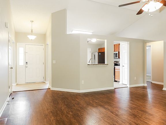5th image of 8063 Macdougall Dr E